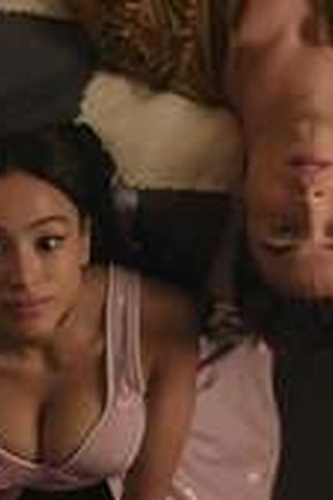 Overcompensating Season 1 Episode 6 - Poster